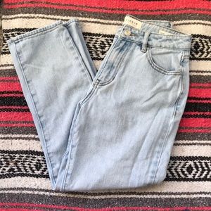 Light Wash Mom Jeans